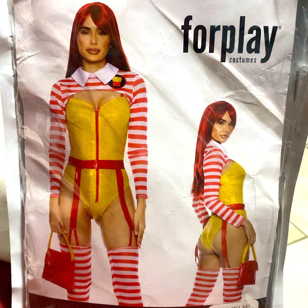 Forplay fast food worker costume